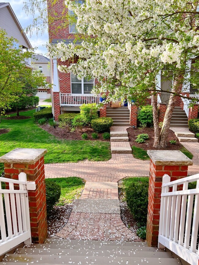 Foto del edificio - 6152 River Bend Dr