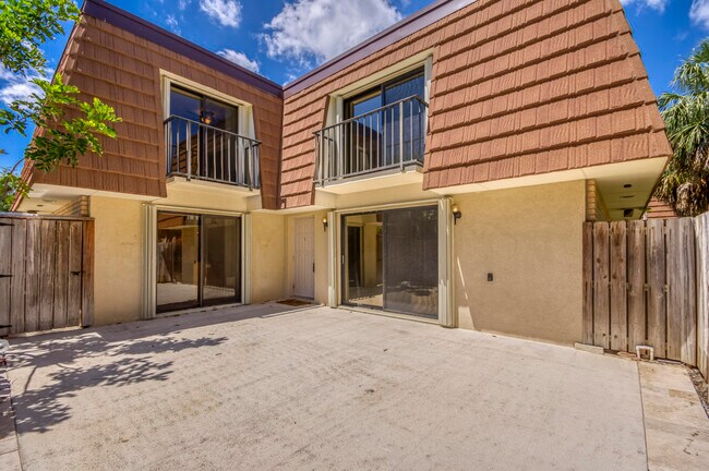 Foto del edificio - 2414 24th Ct