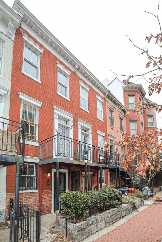 Foto principal - 1336-1313 13th St NW