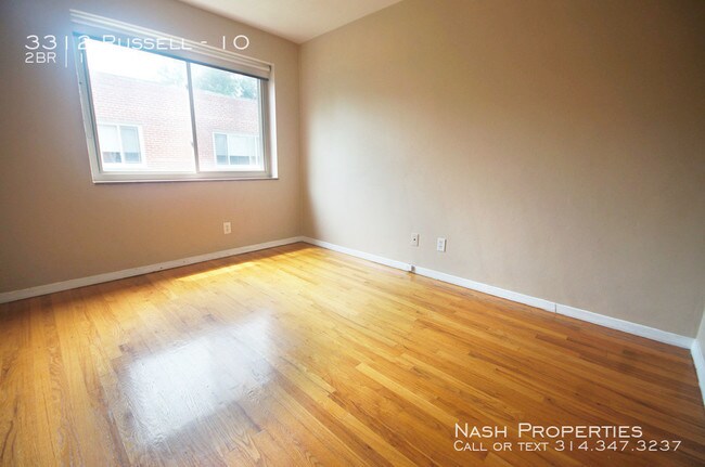 Foto del edificio - 3312 Russell Blvd