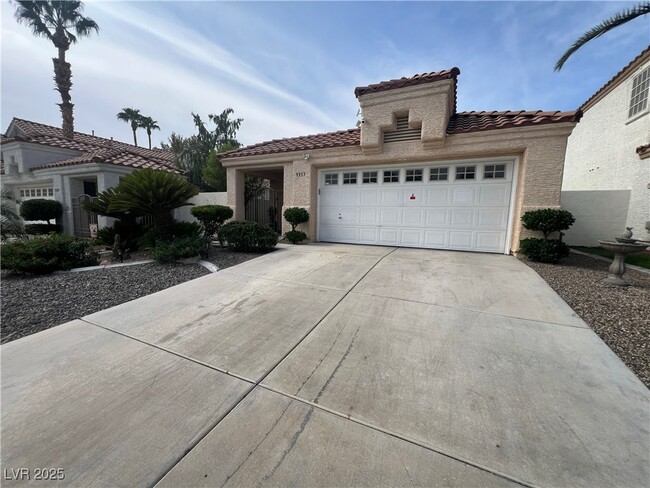 Building Photo - 9353 Buckhaven Dr