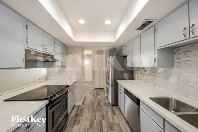Foto del edificio - 7208 W Montebello Ave