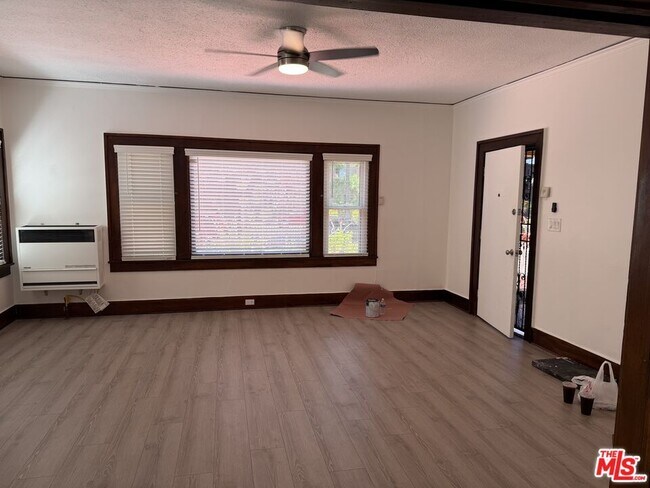 Foto del edificio - 1406 S St Andrews Pl