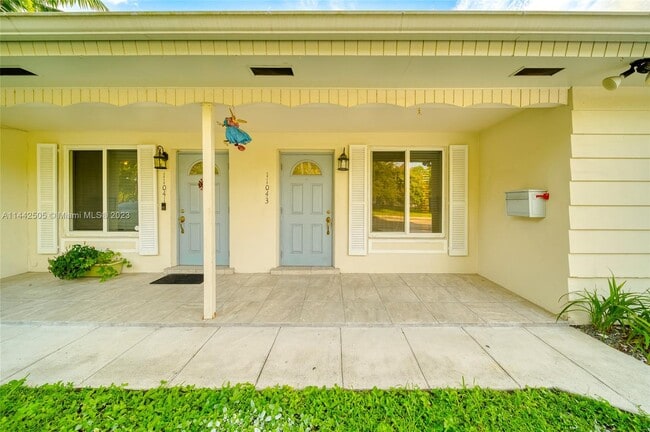 Building Photo - 11041 SW 79th Ave