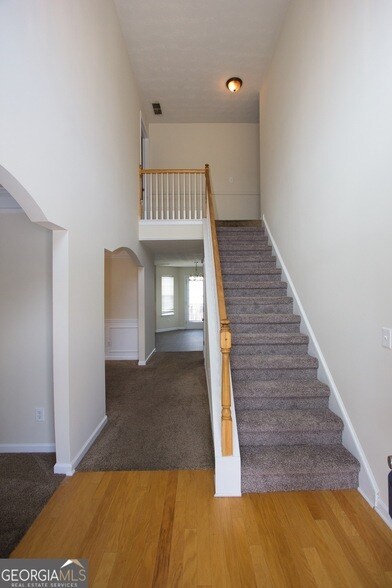 Foto del edificio - 4333 Beaver Tree St