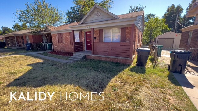 Building Photo - 4340 NW 16th Terrace