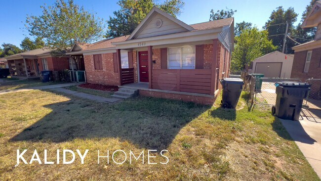 Foto del edificio - 4340 NW 16th Terrace