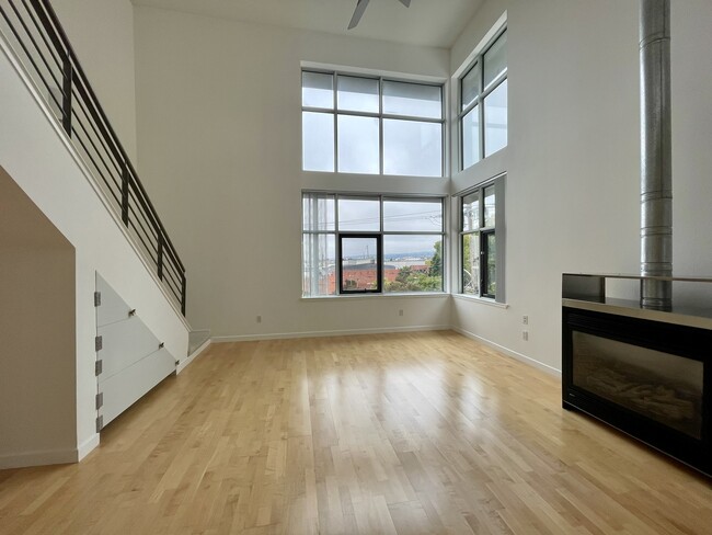 Building Photo - 1247 66th St