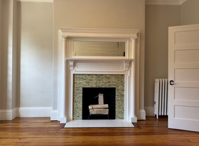 Building Photo - 1491 Beacon St
