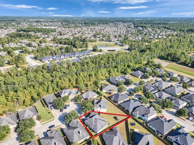 Foto del edificio - 16022 Coco Shores Ct