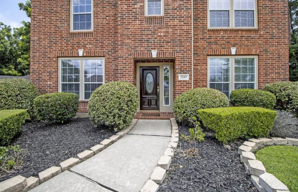 Primary Photo - 25507 Lyon Springs Ct