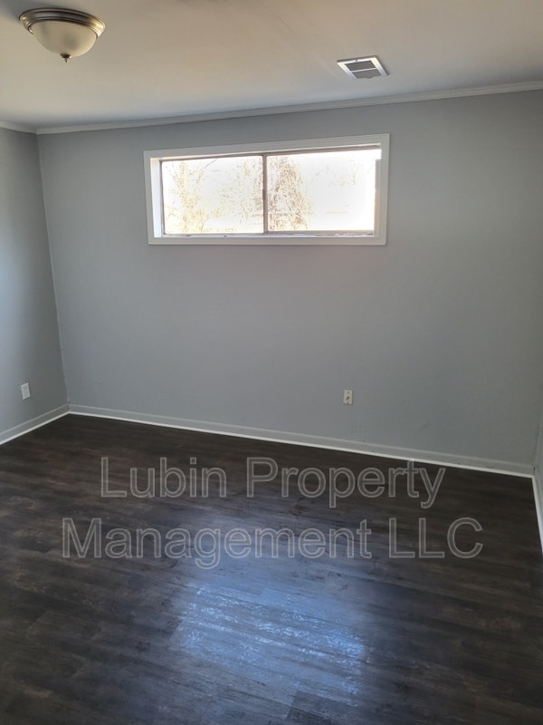 Building Photo - 1583 Ragan St