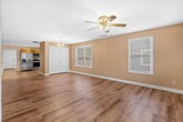 Foto principal - 227 N Miles St