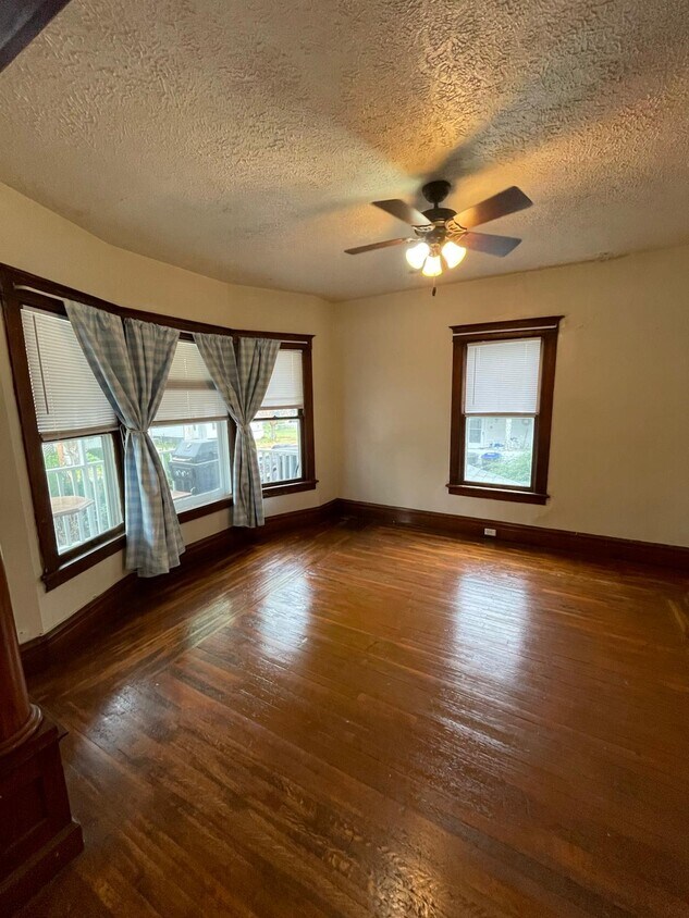 Foto principal - 1110 W Jackson St