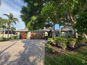 Building Photo - 4862 Conover Ct