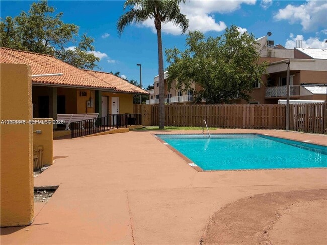 Foto del edificio - 14831 SW 80th St