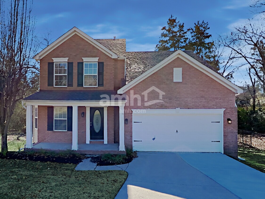 Primary Photo - 709 Comanche Court