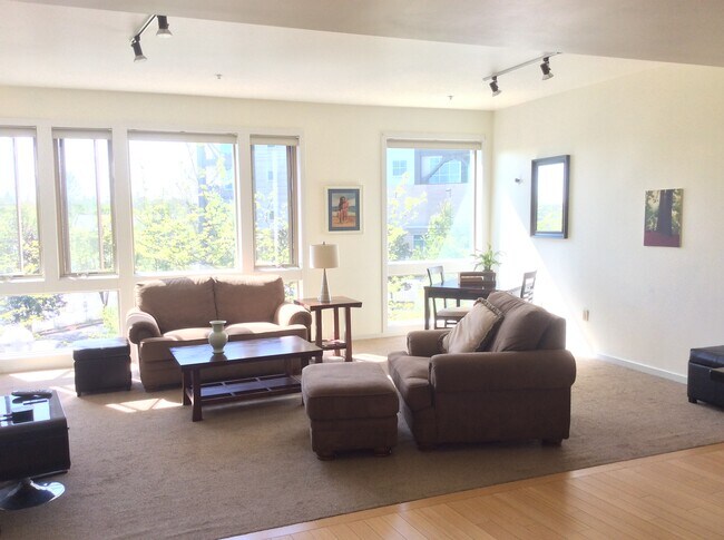 Foto del edificio - 12600 SW Crescent St