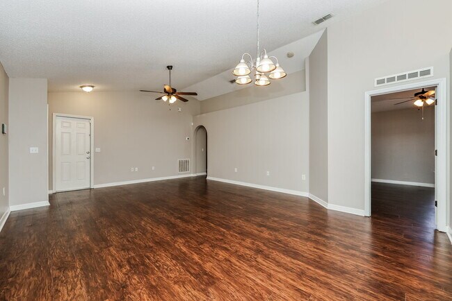 Foto del edificio - 11426 Ivy Flower Loop