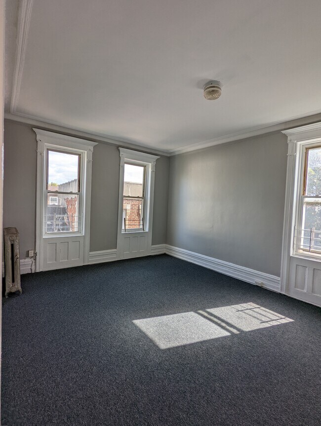 LIVING ROOM - 360 Van Siclen Ave