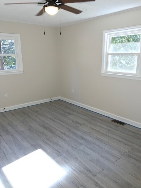 Building Photo - 4320 Lonas Dr