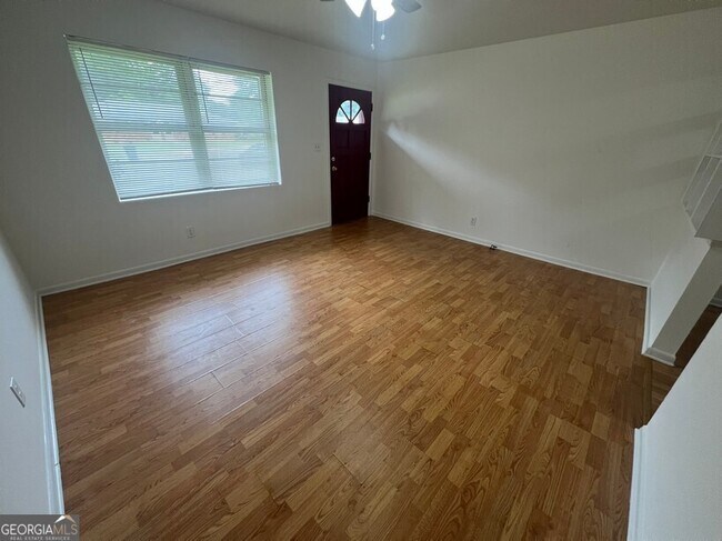 Foto del edificio - 4055 Elizabeth Park Ct