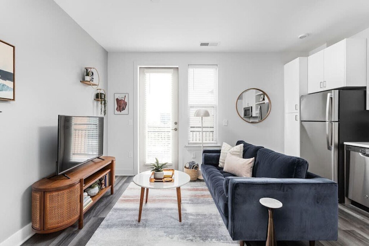 Foto principal - 520 E Washington St