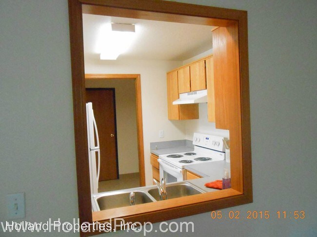 Building Photo - 15466 SW Donna Ct