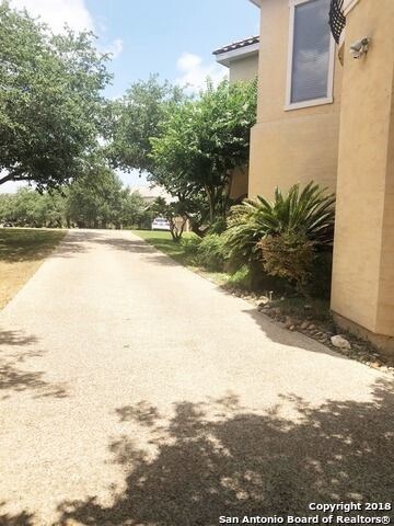Building Photo - 860 Hansen Greens