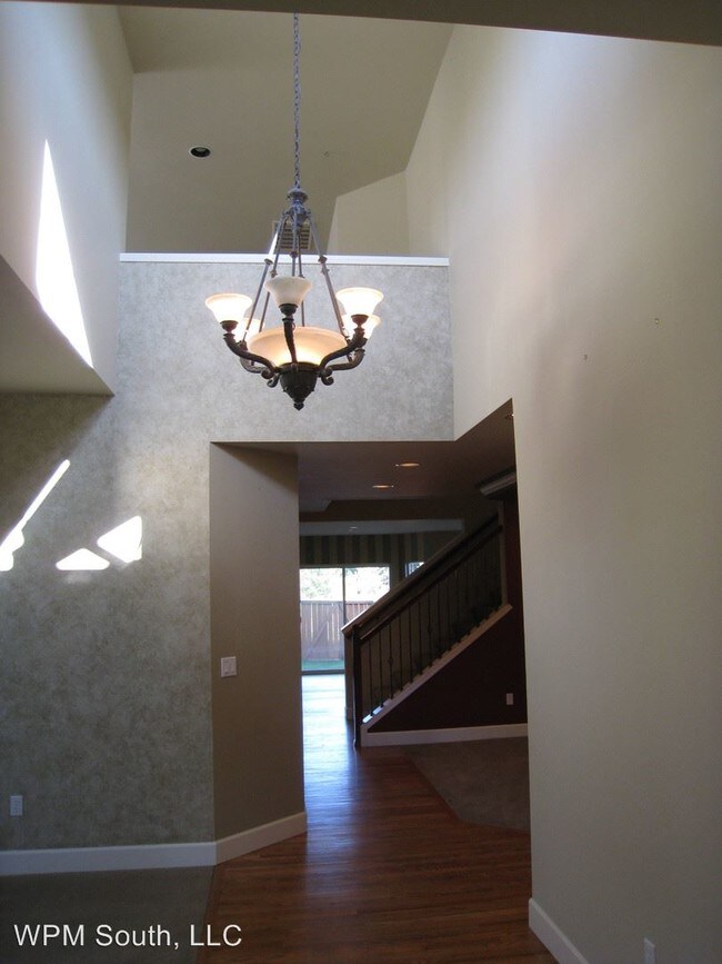 Building Photo - 16228 SE 249th Pl