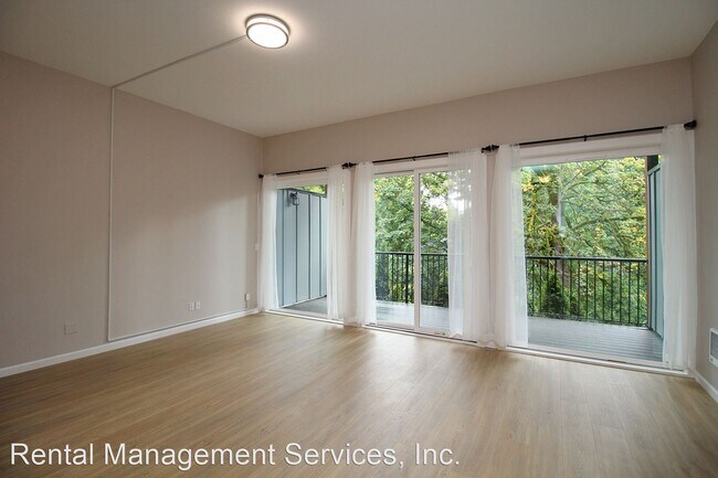 Building Photo - 3 br, 2.5 bath House - 4 Touchstone Dr #152