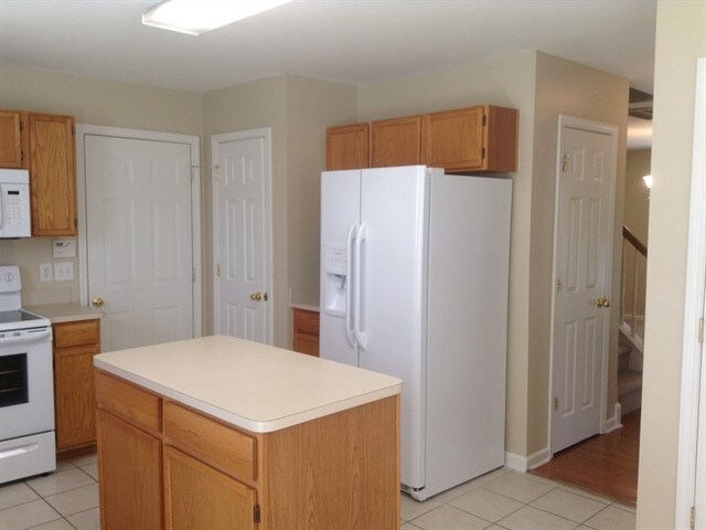 Building Photo - 1009 Enderbury Dr