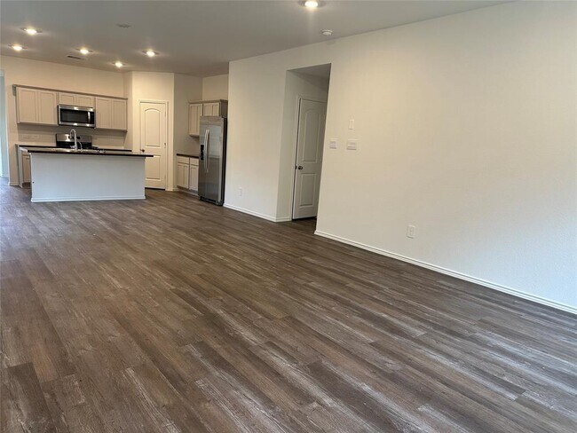 Building Photo - 6059 Canyon Dawn Dr