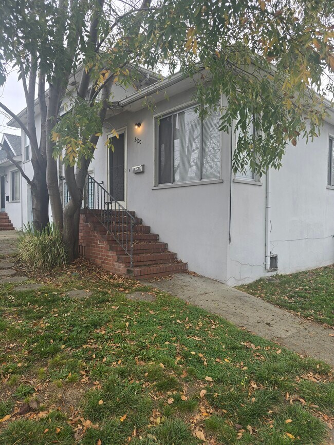 Foto del edificio - 3700 Magee Ave