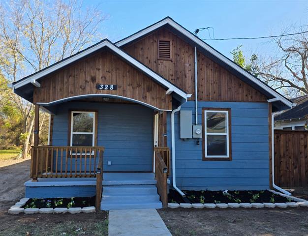 Building Photo - 328 N Taylor St