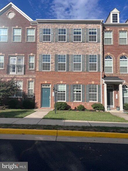 Primary Photo - 1542 Kinnaird Terrace NE