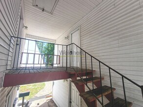 Building Photo - 108 N 7th St