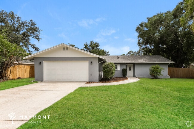 Building Photo - 701 Redondo Dr