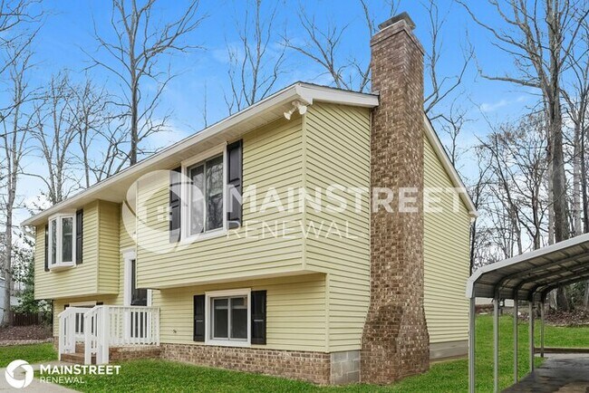 Building Photo - 7901 Ivy Hollow Dr, Charlotte, NC 28227