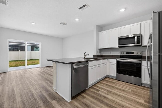 Building Photo - 31264 Paper Birch St