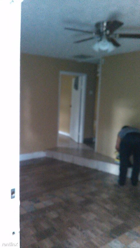 Primary Photo - 2 br, 1 bath Duplex - 948 Blair Bridge Rd