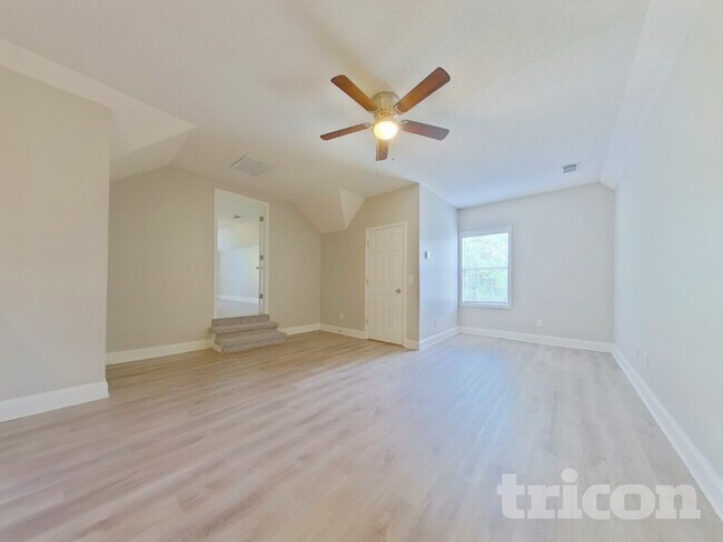 Foto del edificio - 8737 Windsor Lake Blvd