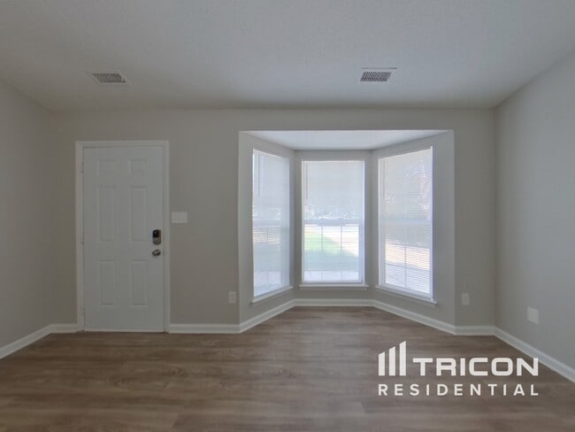 Foto del edificio - 6009 Brick Landing Dr