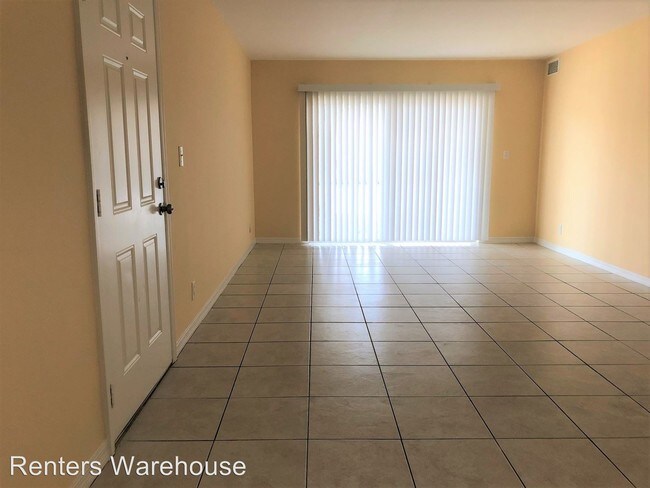 Building Photo - 2910-2946 NW 55th Ave