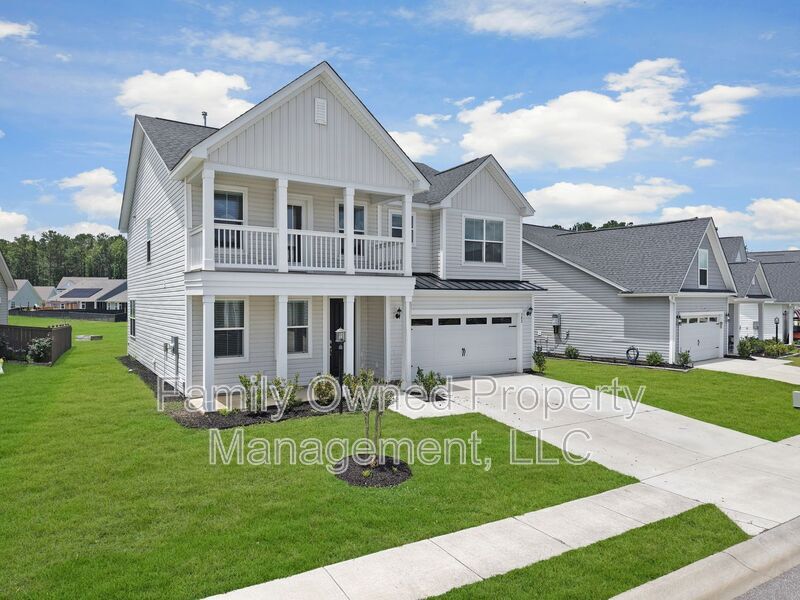 Foto principal - 302 Red Leaf Blvd