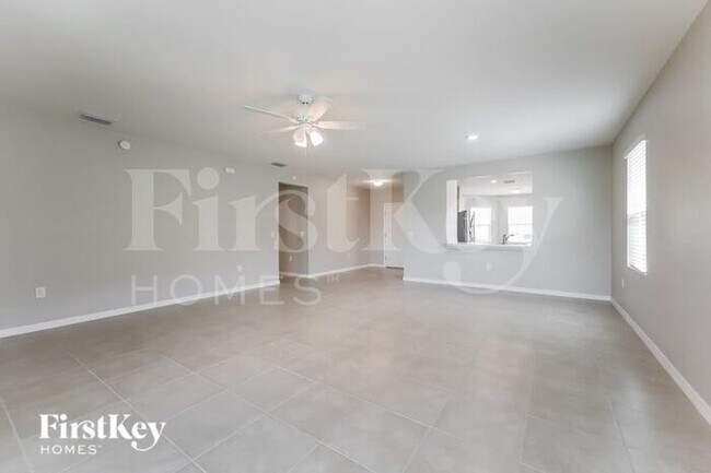 Foto del edificio - 27993 Arrowhead Cir