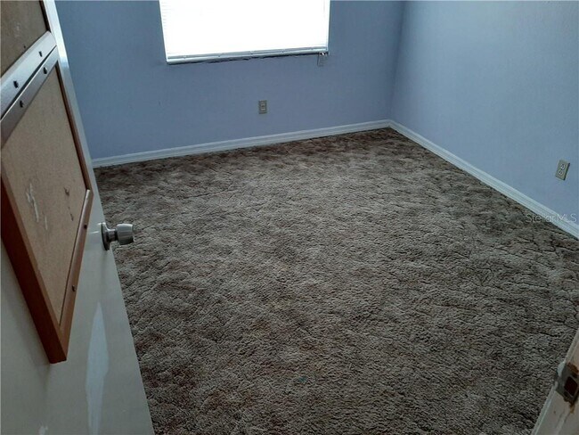 Foto del edificio - 1633 Crossridge Dr