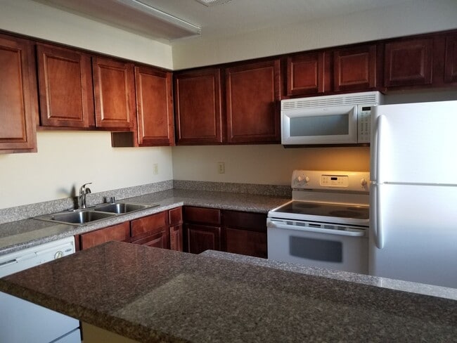 Building Photo - Beautiful 2 bedroom condo for Rent