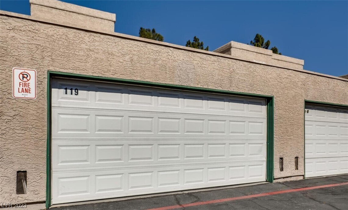 Primary Photo - 6750 Del Rey Ave