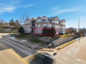 Building Photo - 2212 Chapel Hill Rd